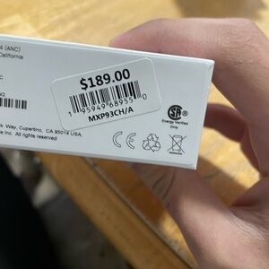 AirPod 4 With active noise cancellation